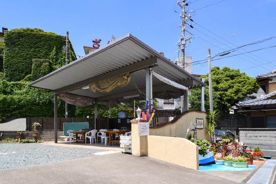 海鮮BBQ&カラオケ&RS ごらく