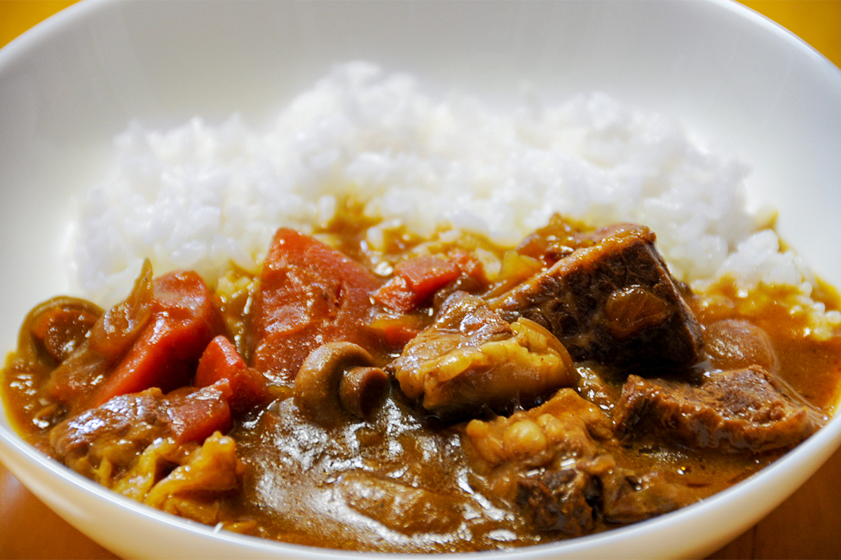 てんぷにうまい松阪牛カレー(レトルトカレー)